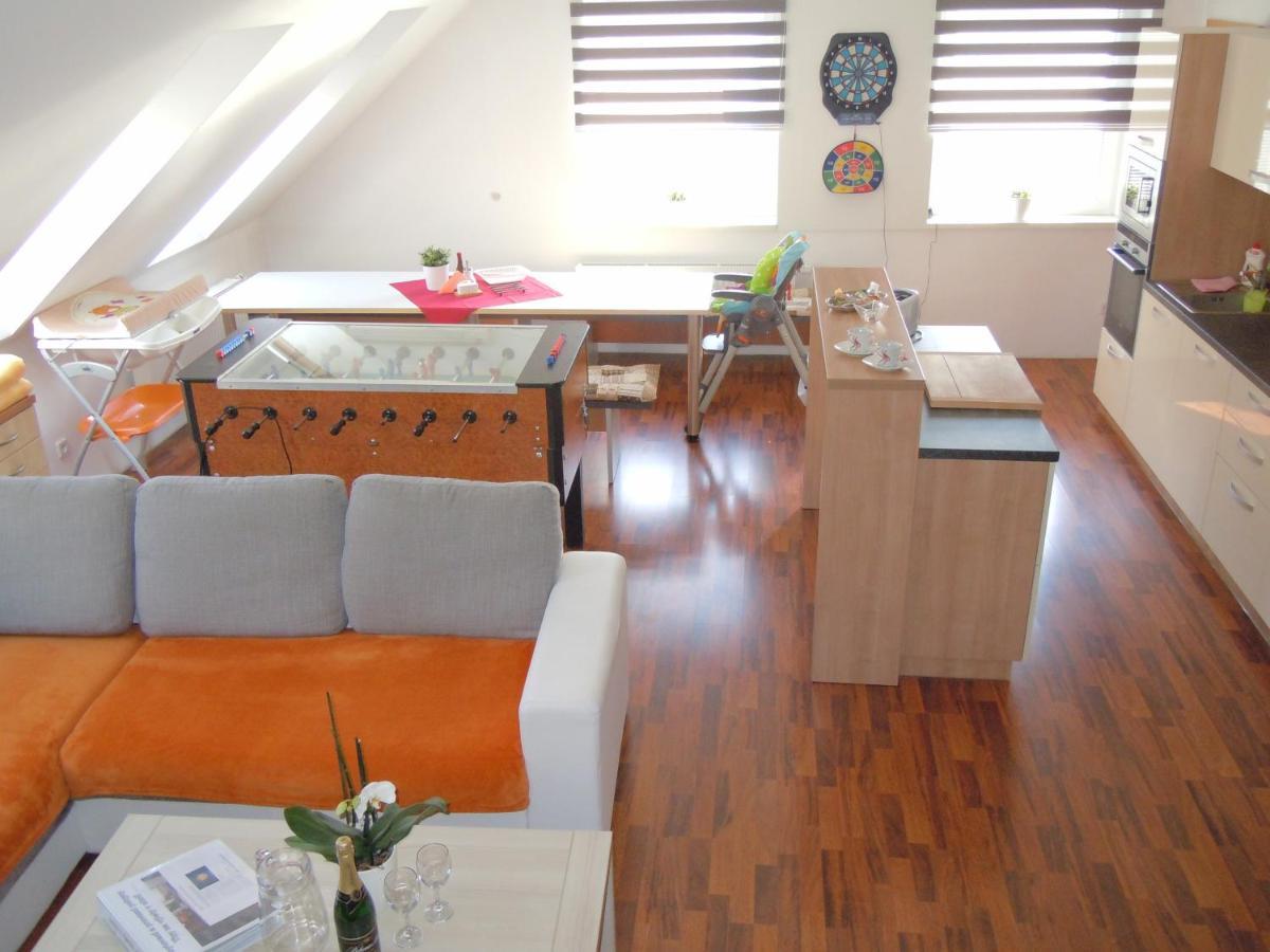 Apartment Wellness Vlckova Zewnętrze zdjęcie